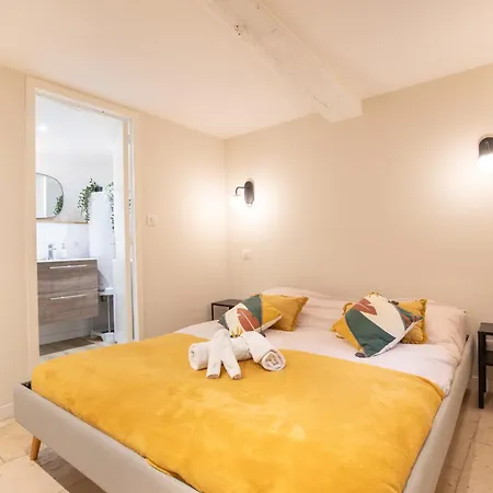 La Venise Provencale - Hypercentre - Wifi Appartement LʼIsle-sur-la-Sorgue Buitenkant foto