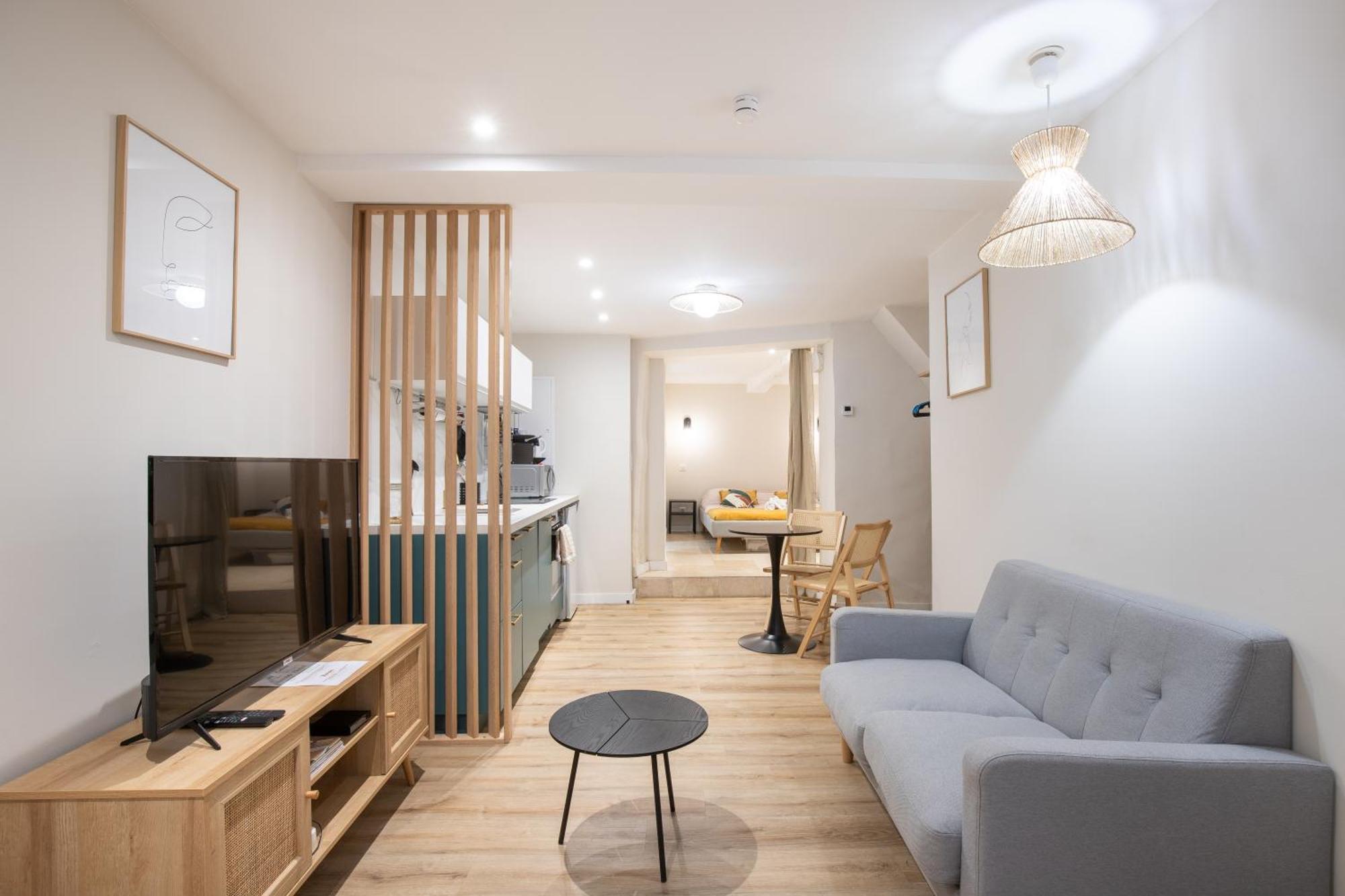 La Venise Provencale - Hypercentre - Wifi Apartment *