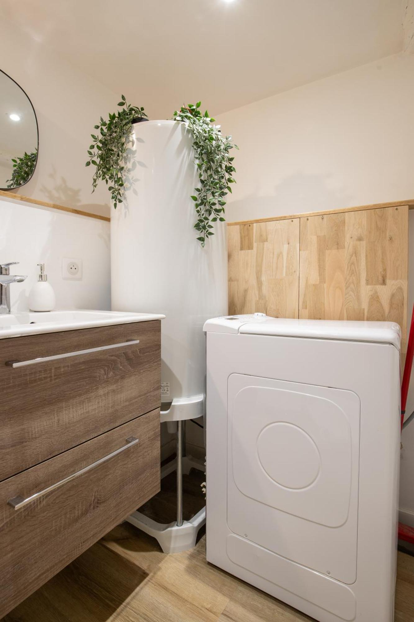 La Venise Provencale - Hypercentre - Wifi Apartment